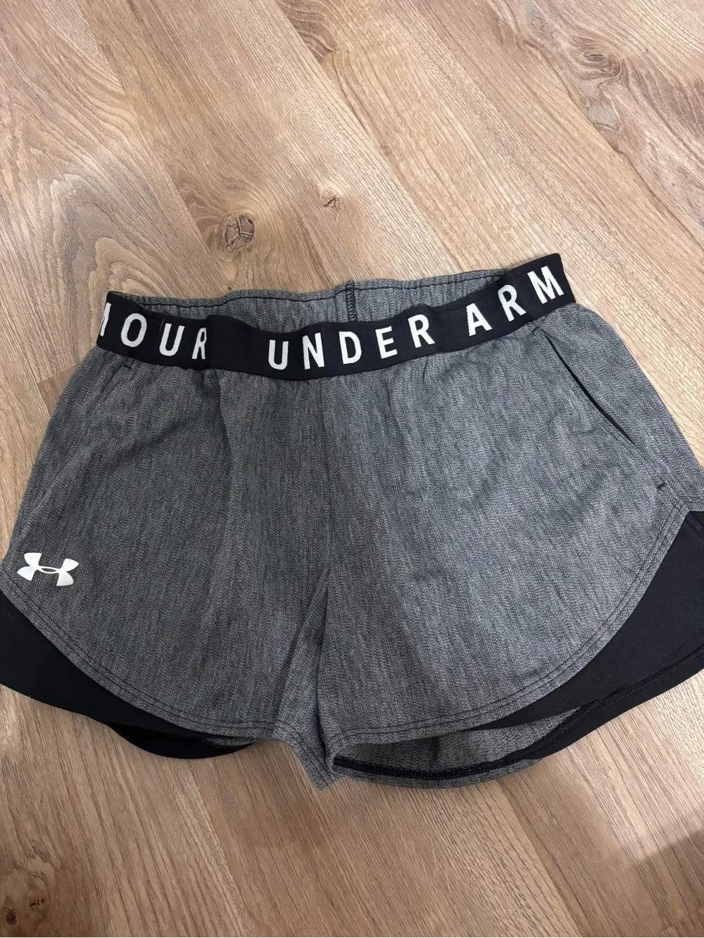 SALE! Under Armour Women's 4-Pack Athletic Shorts - Red, Teal, Gray, Green - Picture 6 of 9